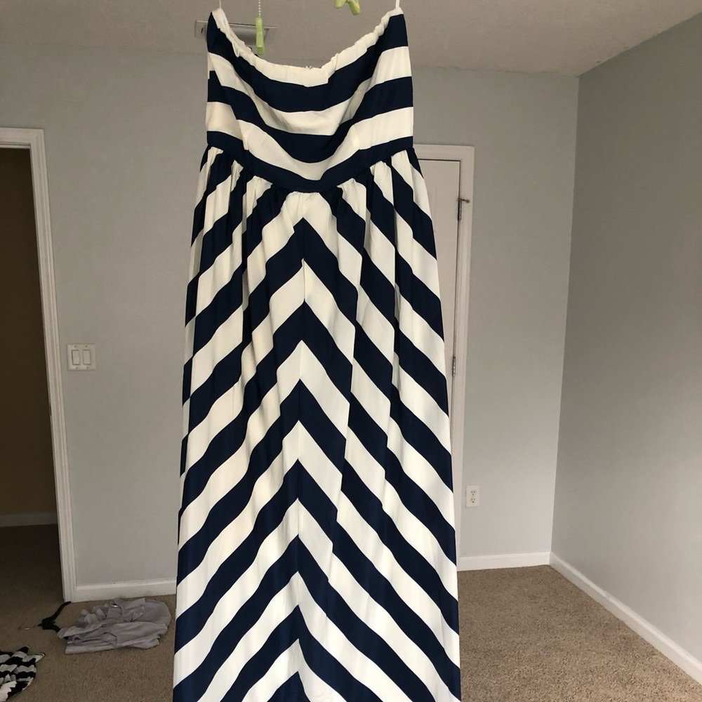 Lulu’s strapless maxi dress NWOT